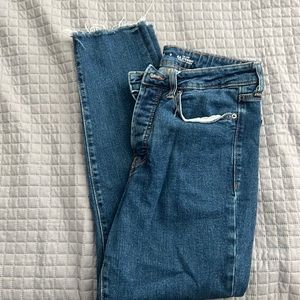 Old Navy Women’s Crop Jeans Size 8